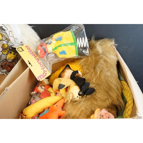 440 - Large collection of original The Wombles and The Magic Roundabout toys and collectables to include s... 