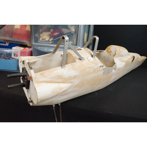 441 - Large quantity of various plane model kit parts, accessories, model engines, batteries, spares and r... 