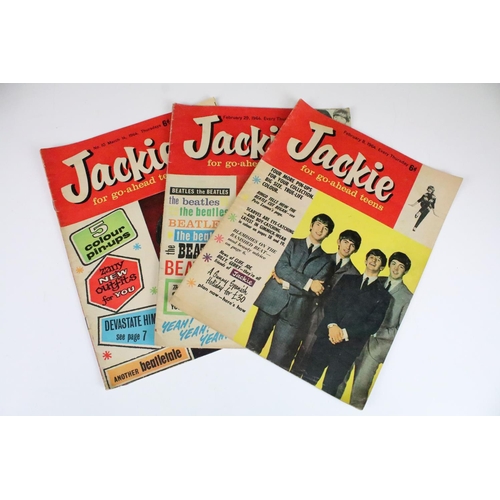 190 - A collection of vintage 1960's 'Jackie' magazines with examples including issue number 3 featuring T... 