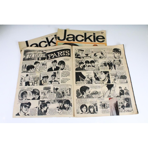 190 - A collection of vintage 1960's 'Jackie' magazines with examples including issue number 3 featuring T... 