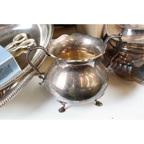 175 - 20th century vintage silver plate various items comprising of tea pot, bon bon dishes, sugar tongues... 