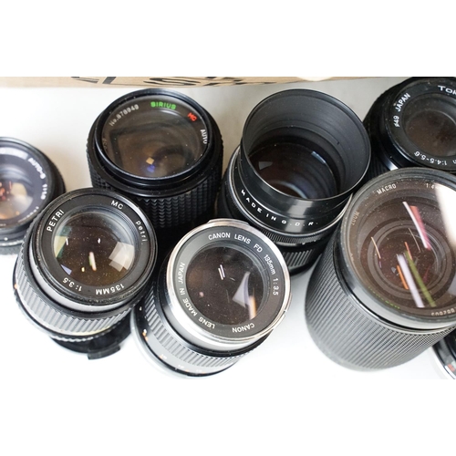 178 - Very large quantity of lenses of prime and zoom lenses featuring brands Canon, Olympus, Minolta and ... 