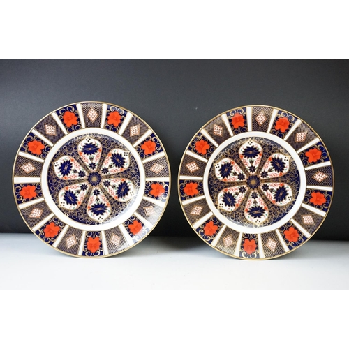 18 - Pair of Royal Crown Derby Imari pattern plates no. 1128 together with a Spode Westminster Abbey plat... 