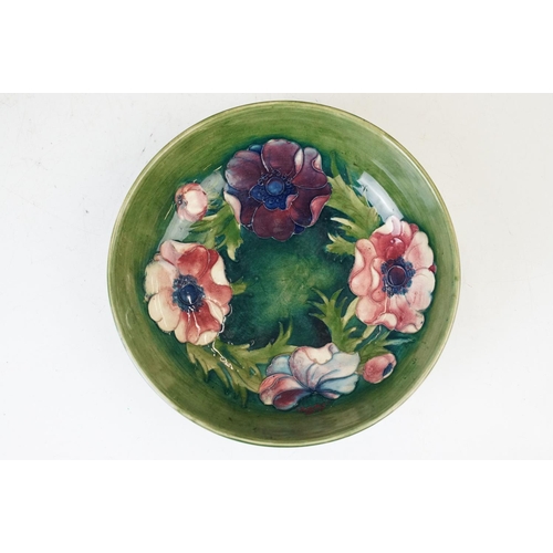 29 - Moorcroft green Anemone design low fruit bowl, 22.5cm diameter.