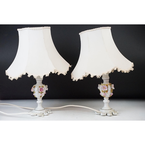 63 - Table lamps, porcelain with roses on a decorative scroll base with Hutschenreuther green rose plante... 