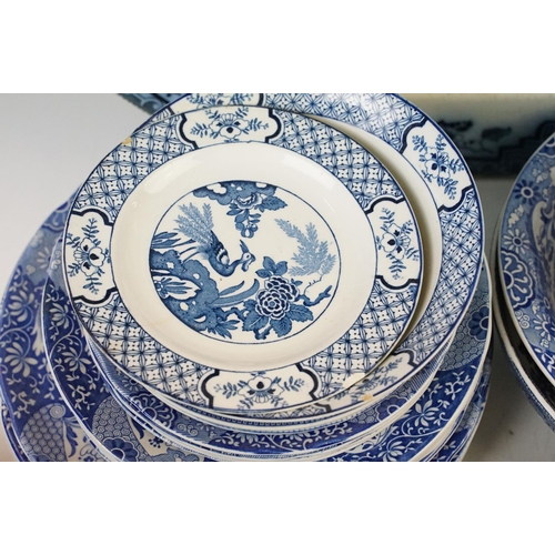 72 - Copeland Spode Italian blue and white dinner service with plates, bowls, milk jugs and large blue an... 