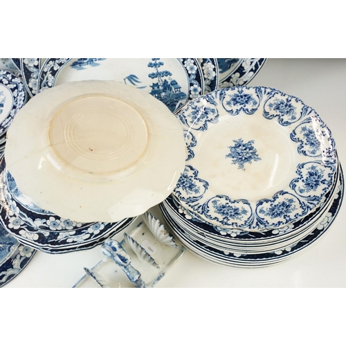 84 - Booths Chinese blue and white pattern China dinner set with willow and pagoda designs and floral bor... 