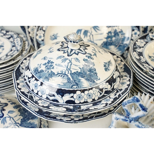 84 - Booths Chinese blue and white pattern China dinner set with willow and pagoda designs and floral bor... 