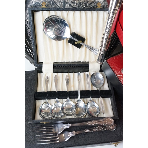 94 - Collection of assorted silver plate to include candlestick, cutlery canteen, dishes, lidded dish, co... 