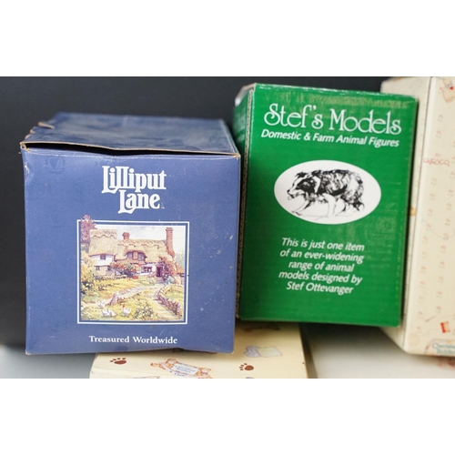 95 - Lilliput Lane figurines to include Junk and Disorderly, Cradle Cottage, Bumble Bee Cottage and Mrs P... 