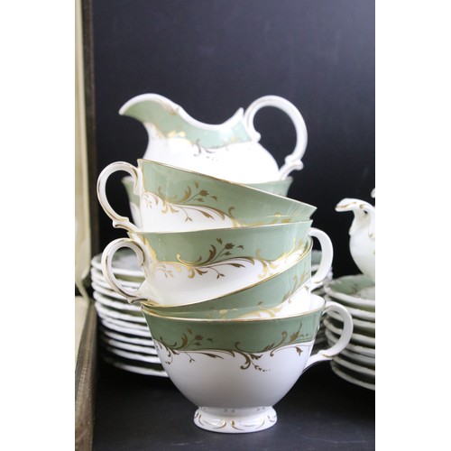 61A - Royal Doulton 'Fontainebleau' H.4978 green and gold filigree border tea set with lidded sugar pot, m... 