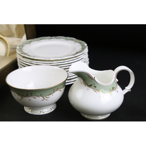 61A - Royal Doulton 'Fontainebleau' H.4978 green and gold filigree border tea set with lidded sugar pot, m... 