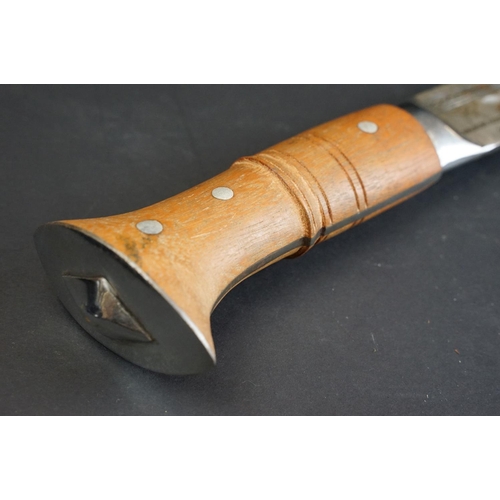 101 - A hand crafted 3 Chirre Kukri knife by 