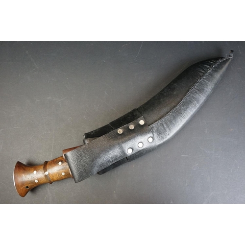 102 - A hand crafted 5 Chirre / Fuller Kukri knife by 