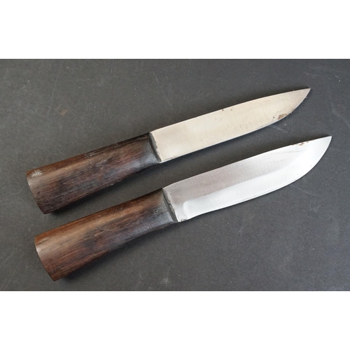 102 - A hand crafted 5 Chirre / Fuller Kukri knife by 