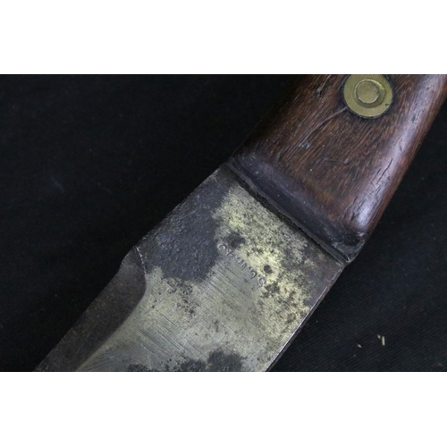 118 - A World War Two / WW2 Kukri, Steel Blade marked S.C.W. 43, two piece wooden riveted handle, scarce e... 