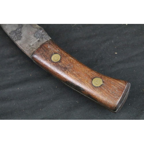 118 - A World War Two / WW2 Kukri, Steel Blade marked S.C.W. 43, two piece wooden riveted handle, scarce e... 