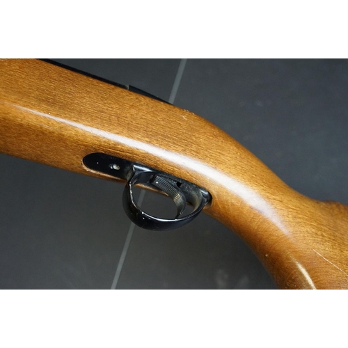 130 - A BSA Mercury break barrel air rifle, Cal. .22