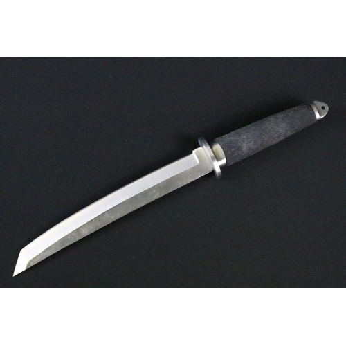 177 - A contemporary Japanese Cold Steel Tanto knife, steel blade, rubber handle and steel fixings, blade ... 