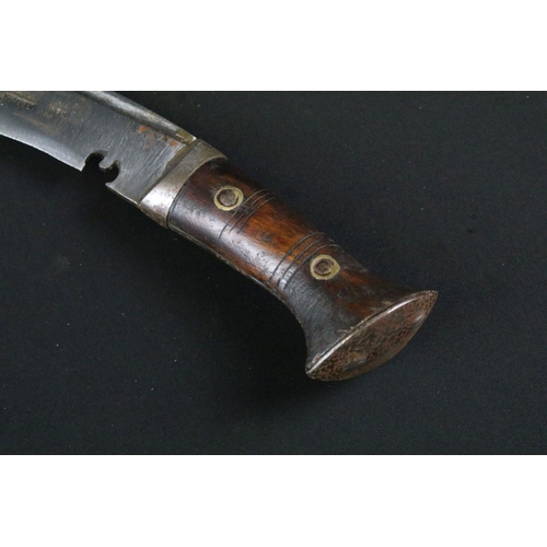 186 - A mid 20th century World War Two / WW2 Pioneer Kukri knife, steel fullered blade marked PIONEER CALC... 