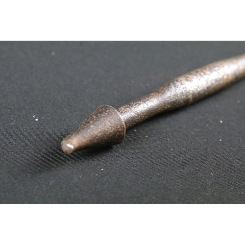 227 - A World War One / WW1 German Luftstreitkräfte / Luftwaffe aerial dart / flechette, approx 14.5cm in ... 