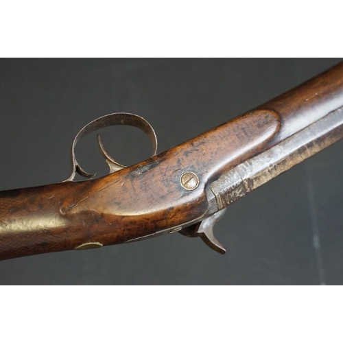 286 - An antique muzzle loading percussion cap rifle, overall length is approx 115cm.