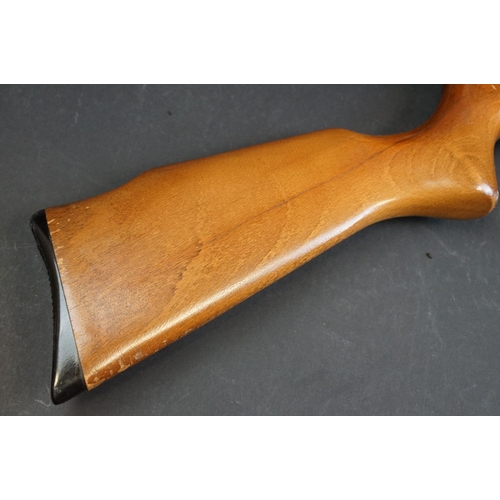 288 - A Elgamo Cal. 4.5 (177) air rifle, Numbered 178499.