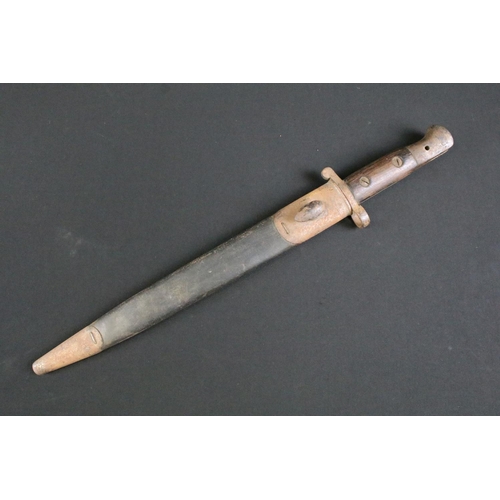 293 - A British 1903 pattern bayonet, double edged steel blade, stamped 1903 beneath crown to the lower bl... 