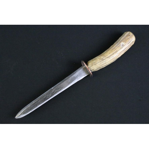 318 - A early 20th century trench / fighting knife, re-adapted cut down double edged blade, hand crafted c... 