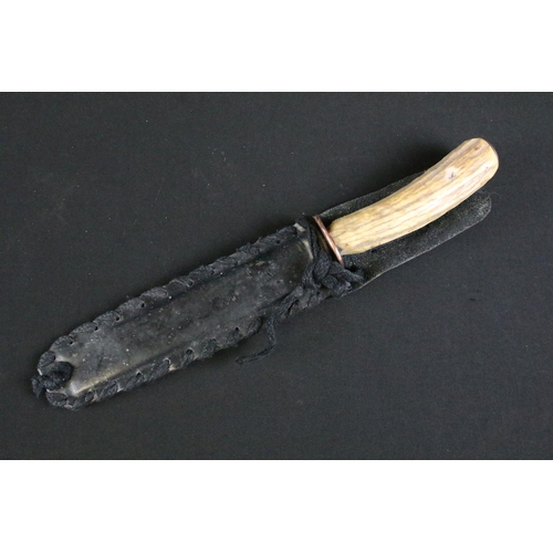 318 - A early 20th century trench / fighting knife, re-adapted cut down double edged blade, hand crafted c... 