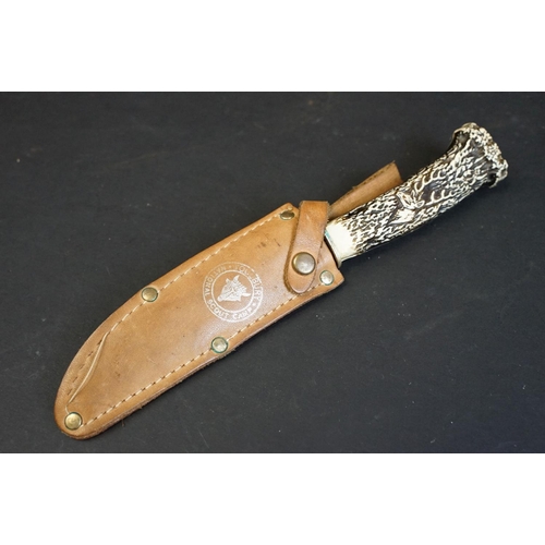 351 - A collection of three hunting / scouting sheath knives to include a William Rodgers example, all com... 