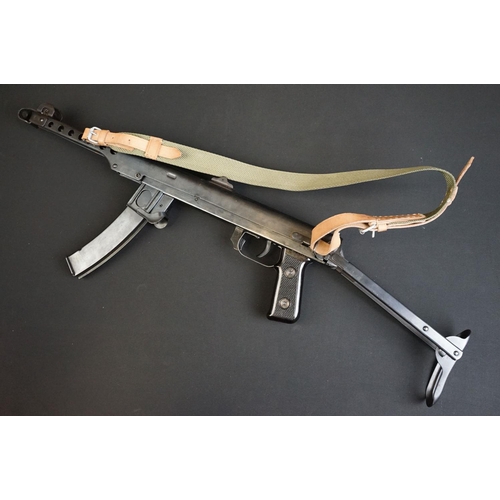 361 - A deactivated 7.62mm PPS-43 Polish made sub machine gun, late 20th Century 24cm barrel, serial numbe... 