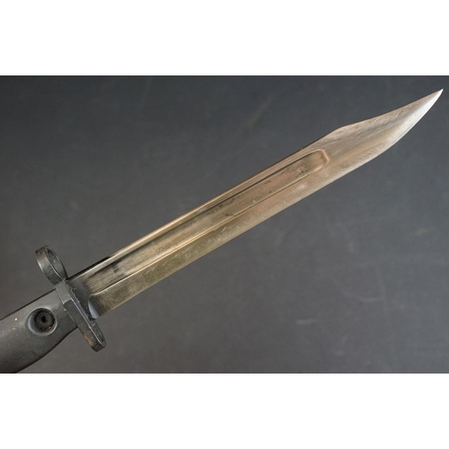 55 - A British military issued L1A1 bayonet, broad arrow mark to blade, black handle / grip, complete wit... 