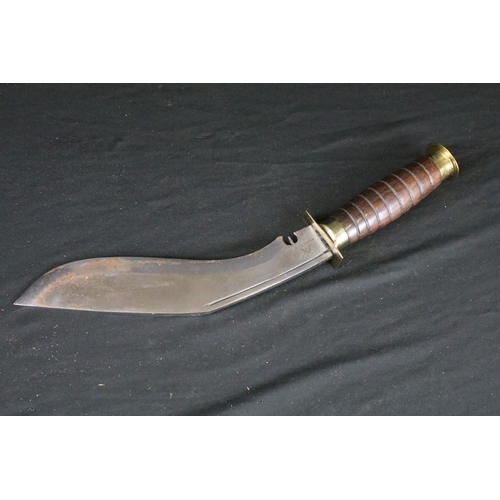 66 - A hand crafted Khu-Ka-Bar Kukri knife by 