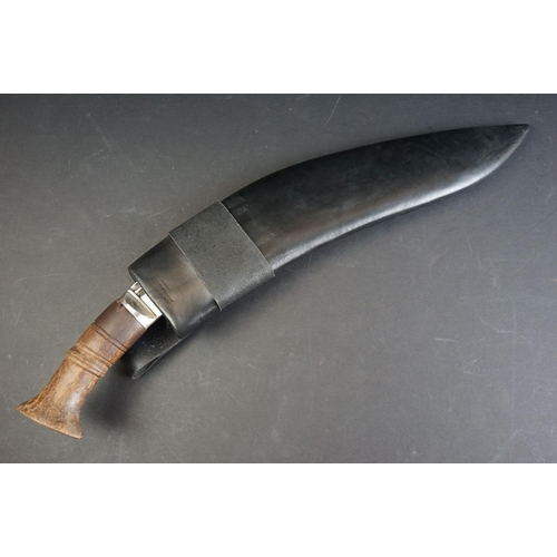 69 - A hand crafted King Prithivi (UNIFER) Kukri knife by 