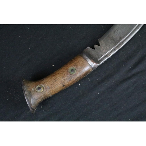 84 - A World War Two / WW2 Mk.2 M43 Private Purchase Kukri knife, steel blade, wooden riveted handle, bla... 