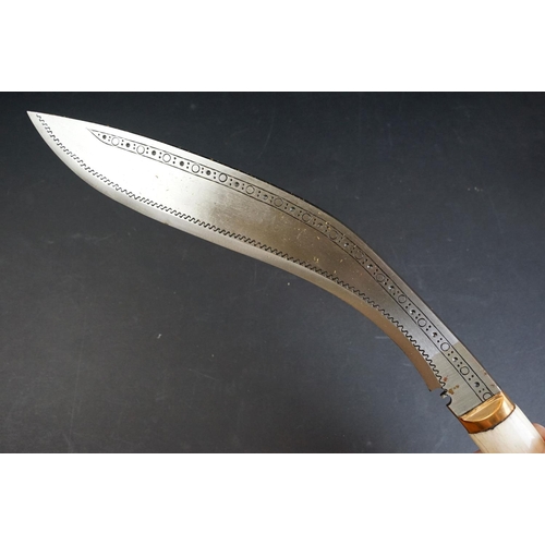 98 - A hand crafted Hansheeya Kukri knife by 