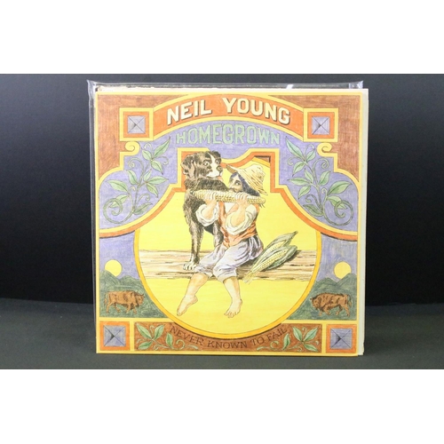 148 - Vinyl - 17 Neil Young LPs to include Live At Carnegie Hall, Homegrown, Barn, Somewhere Under The Rai... 