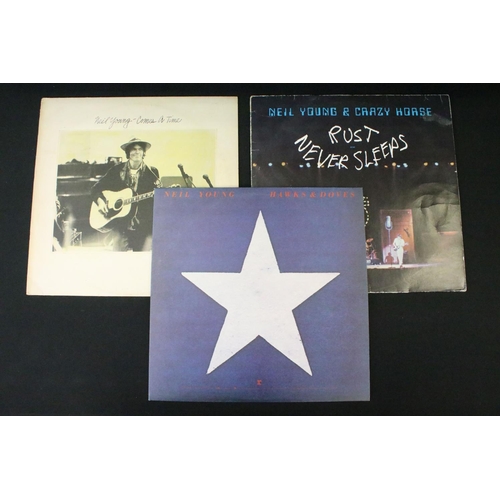 148 - Vinyl - 17 Neil Young LPs to include Live At Carnegie Hall, Homegrown, Barn, Somewhere Under The Rai... 