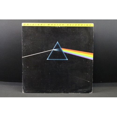 154 - Vinyl - 2 Original Master Recording LPs to include Pink Floyd The Dark Side Of The Moon (MFSL1-017),... 