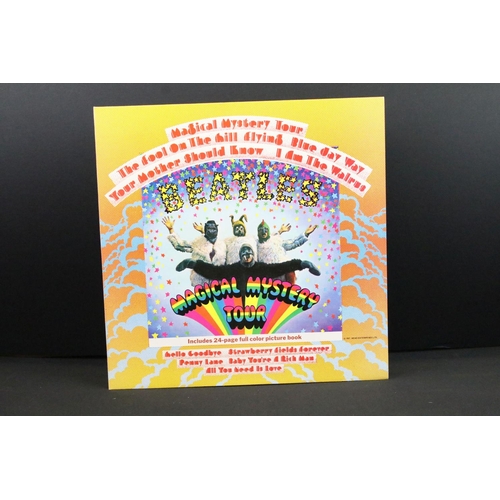 171 - Vinyl - 3 The Beatles LPs to include Sgt Pepper x 2 and Magical Mystery Tour.  First Sgt Pepper is o... 