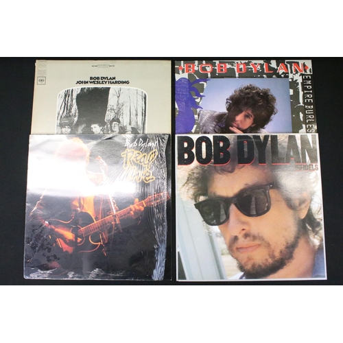 188 - Vinyl - 26 Bob Dylan LPs spanning his career to include Blonde On Blonde (original UK mono), The Fre... 