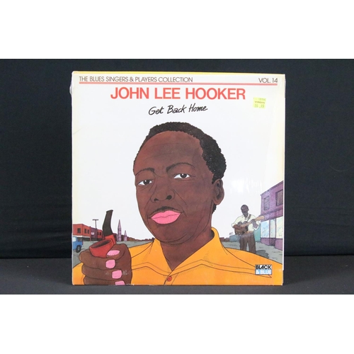 222 - Vinyl - 21 Blues LPs to include BB King x 10 and John Lee Hooker x 11 spanning their careers.  Vg+ o... 