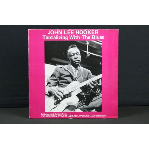 222 - Vinyl - 21 Blues LPs to include BB King x 10 and John Lee Hooker x 11 spanning their careers.  Vg+ o... 