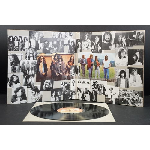 101 - Vinyl - 5 Led Zeppelin LPs to include III (working wheel), Coda, Physical Graffiti, In Through The O... 