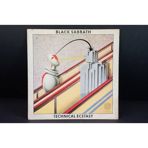 102 - Vinyl - 6 Black Sabbath LPs to include self titled, Paranoid, Master Of Reality (box cover, spaceshi... 