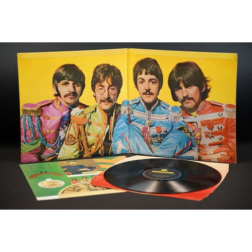 131 - Vinyl - 9 LPs to include The Beatles x 5, Gram Parsons x 3, Flying Burrito Brothers.  Titles are Rub... 