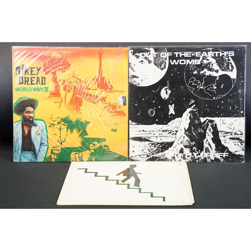 66 - Vinyl - 3 Reggae LPs to include H.T. Spliff Out Of The Earth's Womb on Septic Records (SP002) Vg+/Ex... 