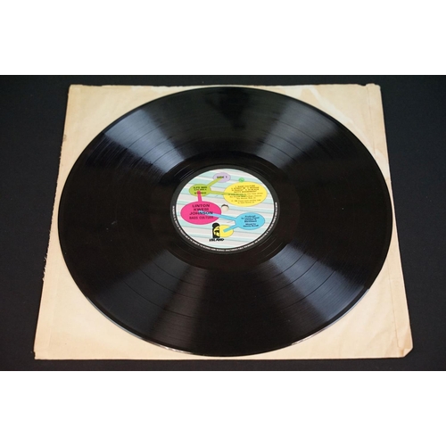 66 - Vinyl - 3 Reggae LPs to include H.T. Spliff Out Of The Earth's Womb on Septic Records (SP002) Vg+/Ex... 