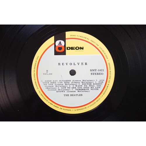 18 - Vinyl - 4 The Beatles LPs to include The White Album (top loader, stereo pressing ,No. 0416677, Mfd.... 